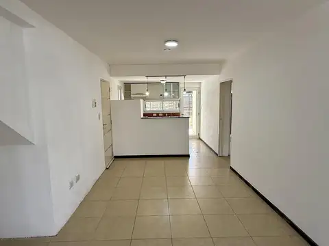 Departamento 3 ambientes con 1 baño