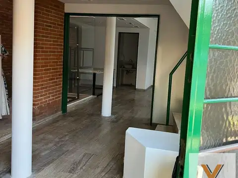 Oficina en Alquiler 35 años