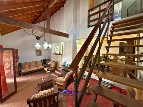 Depto Tipo Casa en Venta con 1 cocheras