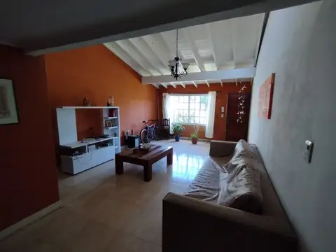 Casa en Venta en Moron Sur, USD 120.000