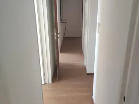 Departamento 4 ambientes con 3 baños