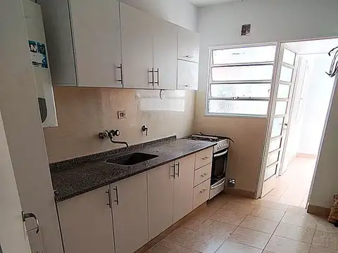 Venta departamento 2 dormitorios reciclado en el centro