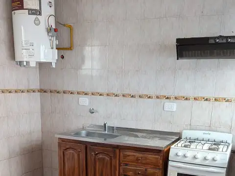 Depto Tipo Casa en Alquiler en Ramos Mejia, $ 480.000