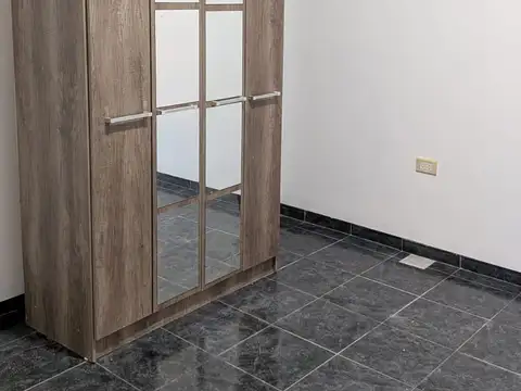 Depto Tipo Casa en Alquiler en Ramos Mejia, $ 480.000