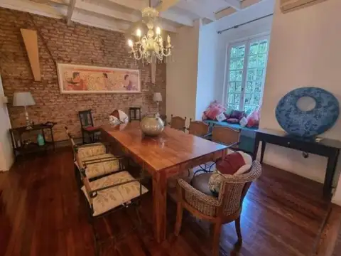 PH EXCELENTE DE 5 AMBIENTES MUY BUENO CON TERRAZA PROPIA