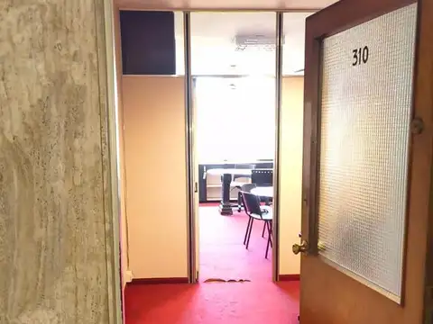 VENTA OFICINA EN TRIBUNALES! 33 m2