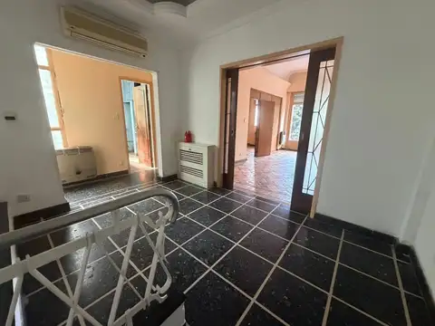 ALQUILER COMERCIAL PATERNAL 6 AMBIENTES BALCON