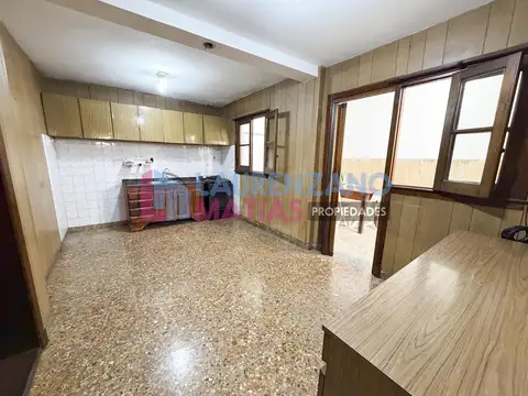 VENTA CASA MULTIFAMILIAR EN VILLA PUEYRREDON