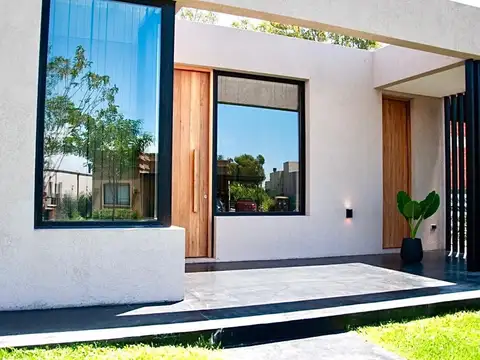 Casa en Alquiler de 3 dormitorios