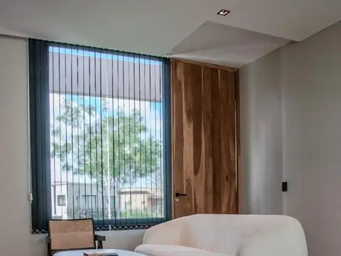 Casa en Alquiler en Countries y Barrios Cerrados en Pilar, USD 1.900