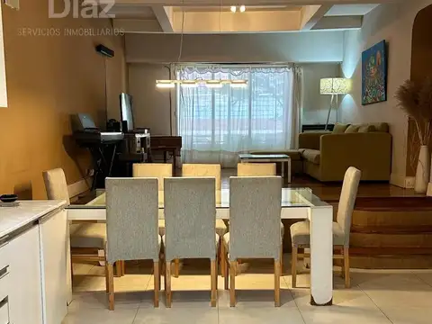 Depto Tipo Casa en Venta de 6 ambientes