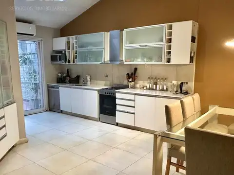 Depto Tipo Casa en Venta de 5 dormitorios