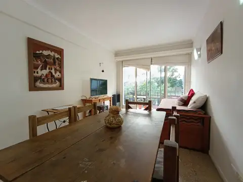Santa Fe 2155, mar del 100
