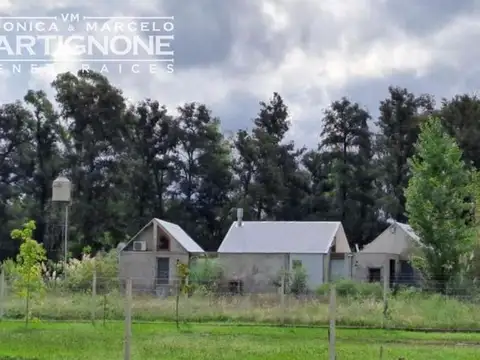Original y luminosa casa en venta en Manzanares Pilar