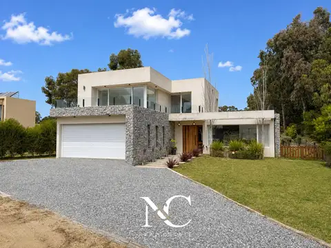 Casa en Venta de 5 dormitorios