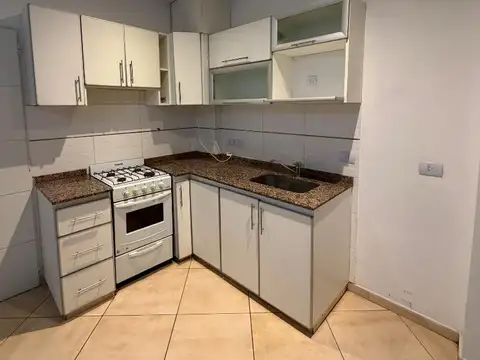 HERMOSO DEPARTAMENTO 2 AMBIENTES EN PB, VILLA LUZURIAGA