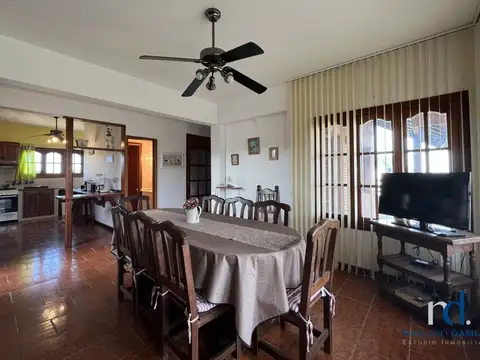 Casa 5 Dormitorios en Alquiler Temporario en Pinamar Zona Centro
