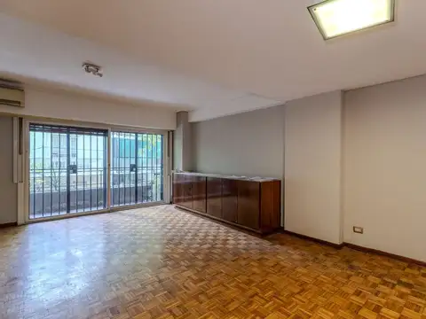 VENTA DEPARTAMENTO 4 AMBIENTES CON DEPENDENCIA