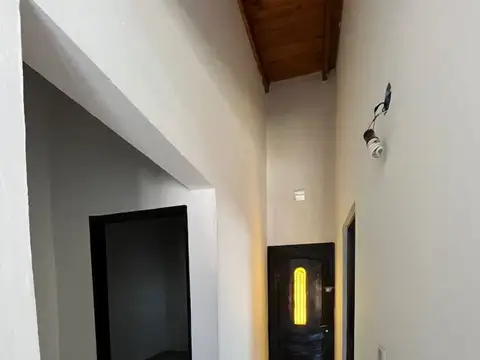 Casa en Alquiler en Ezeiza, $ 890.000