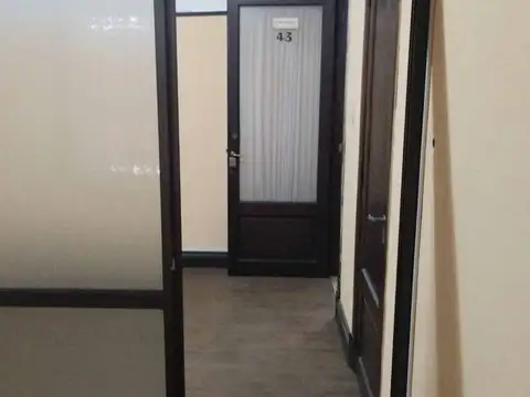 Oficina en Alquiler 52 años