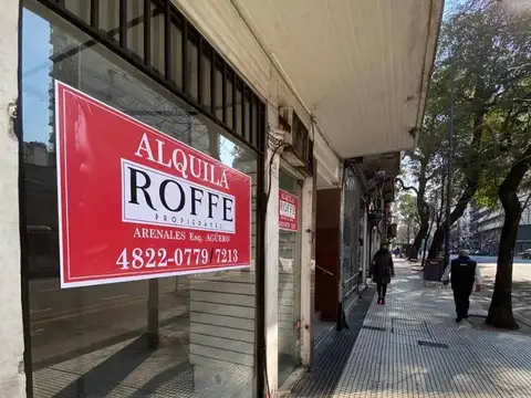 Avenida Entre Ríos 300