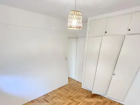 Depatamento 3 ambientes al frente con balcón! Bajas expensas