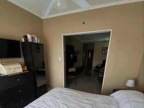 LSH.DEPARTAMENTO 3 AMBIENTES CON COCHERA