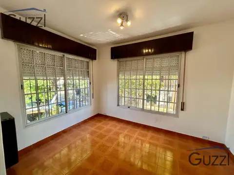 Depto Tipo Casa en Venta 40 años
