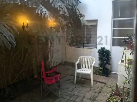 VENDO CASA - En 45 entre 13 y 14 - 150mts2 - La Plata