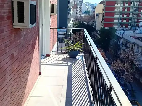 Aranguren 600, Piso 6