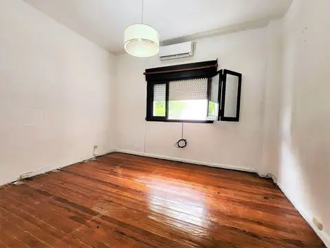 Depto Tipo Casa en Venta al Este