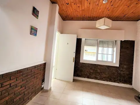 Depto Tipo Casa en Venta de 2 ambientes