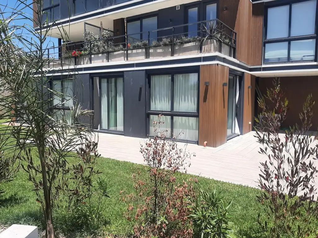 Emprendimiento en Monte Grande