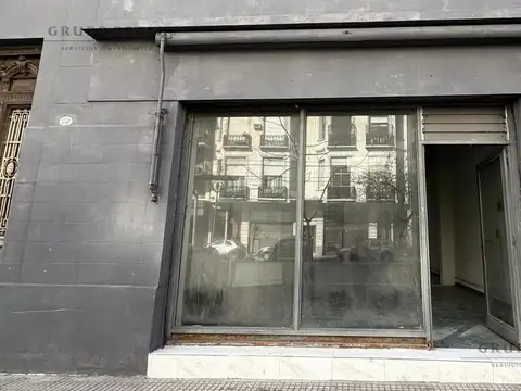 Local 100 m2 en alquiler Av. Entre Rios 1700 - Parque Patricios