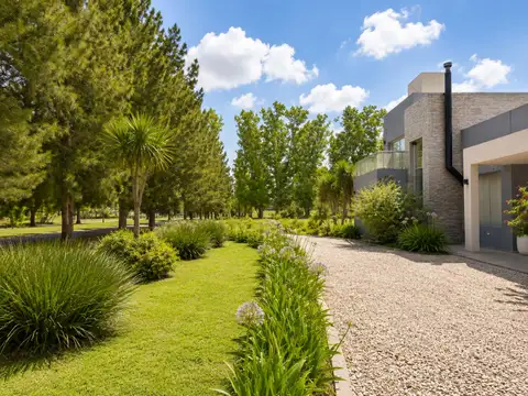 Casa en venta Campos de Roca II  Ruta 2 