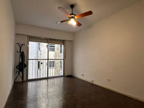 Departamento 2 ambientes muy bien ubicado