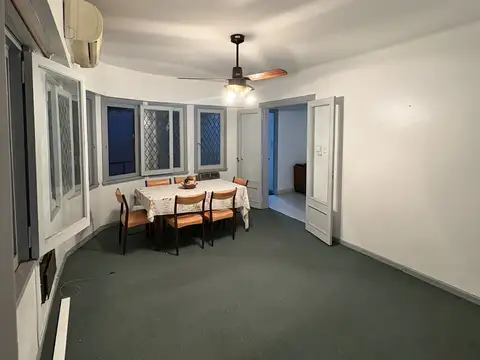 PH 4 Ambientes en Alquiler en La Lucila – Primer Piso con Gran Terraza y Parrilla