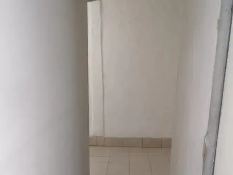 Depto Tipo Casa en Alquiler en Campana, USD 450.000