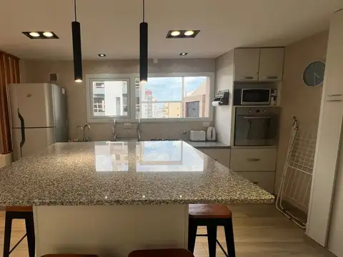 Departamento en Venta de 4 dormitorios