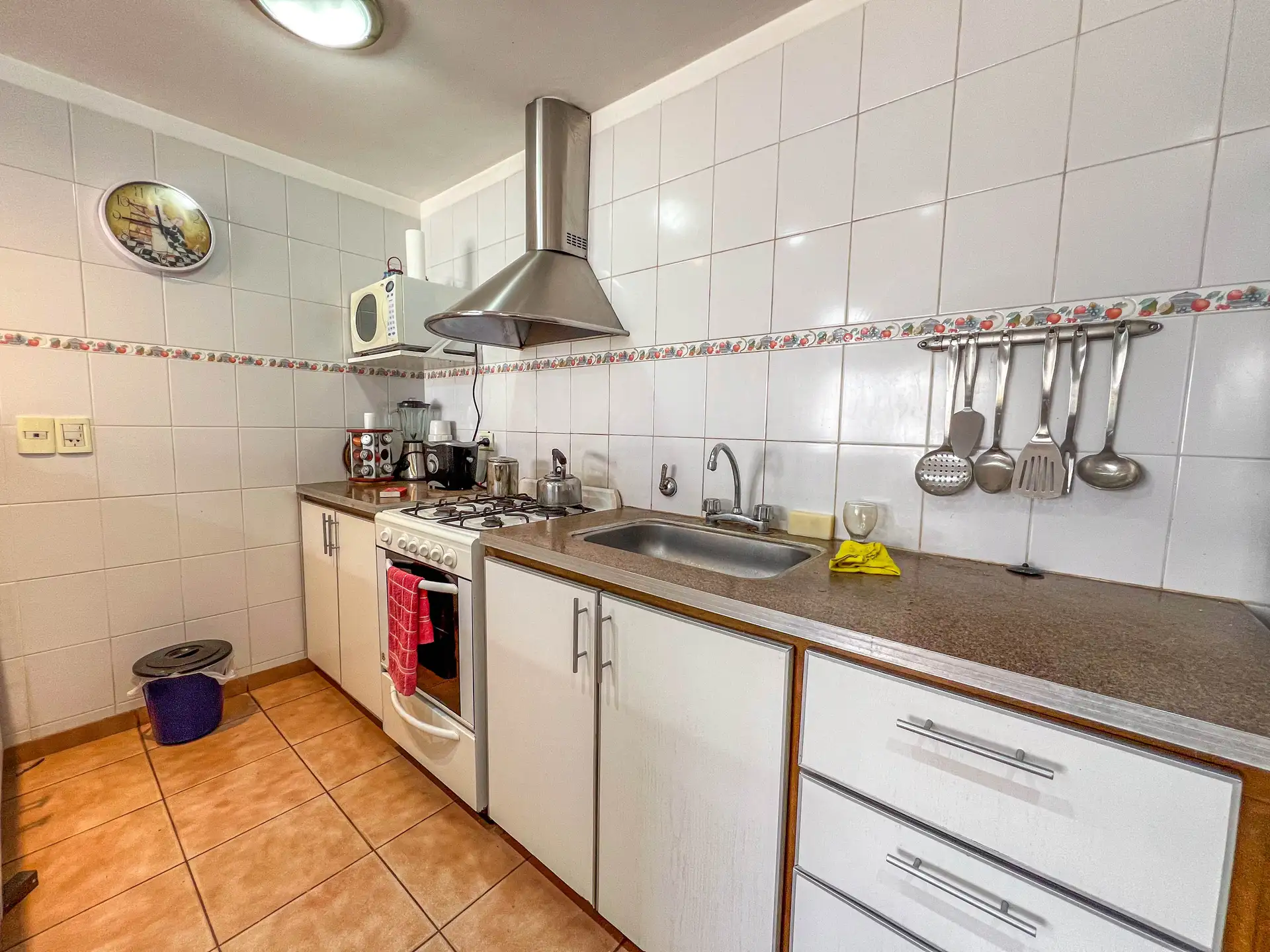 Casa 3 amb. con garage y parque. Ap. Crédito- Bestoso y Nápoles