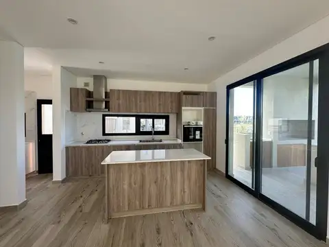 Casa en Venta al Este