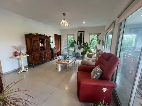 Casa en Venta en Pilar del Este - Santa Elena, USD 180.000