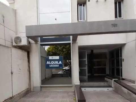 Alquiler de Local Comercial en calle Dean Funes al 700, Salta Capital