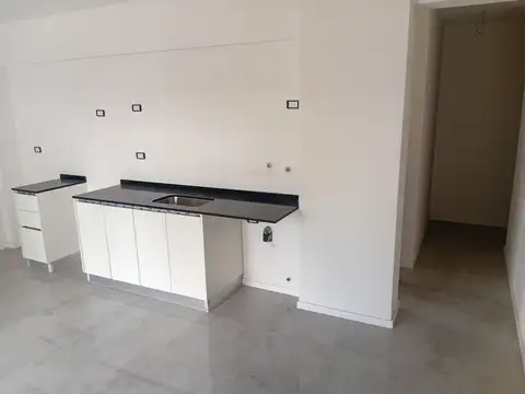 Departamento en Alquiler en Caseros, $ 700.000