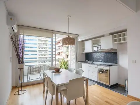 Mendoza 1700 , Piso 8