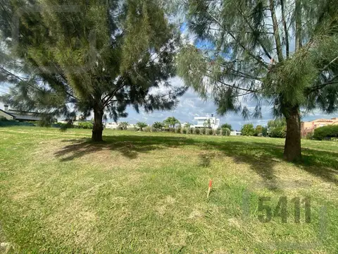 Terreno en Venta 20  mts Frente