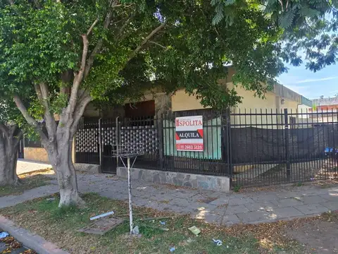 Casa en Alquiler en Jose León Suarez