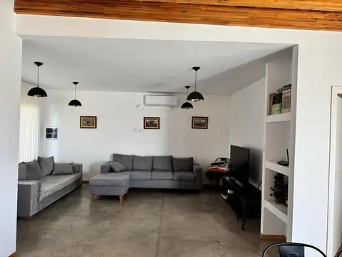 VENTA CASA - SIERRA NUEVA - MENDIOLAZA