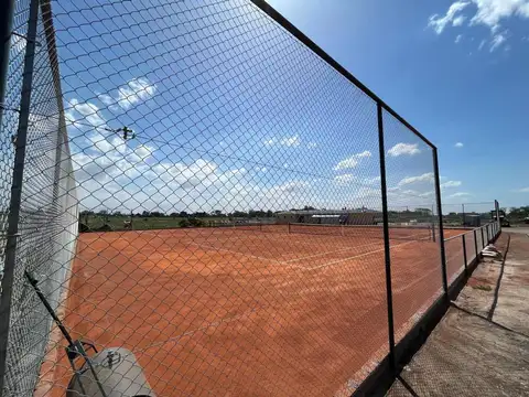 Lote en venta en Pilar del este