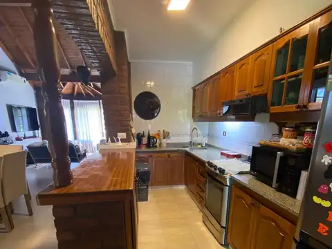Casa en  alquiler  anual en Country Banco Provincia